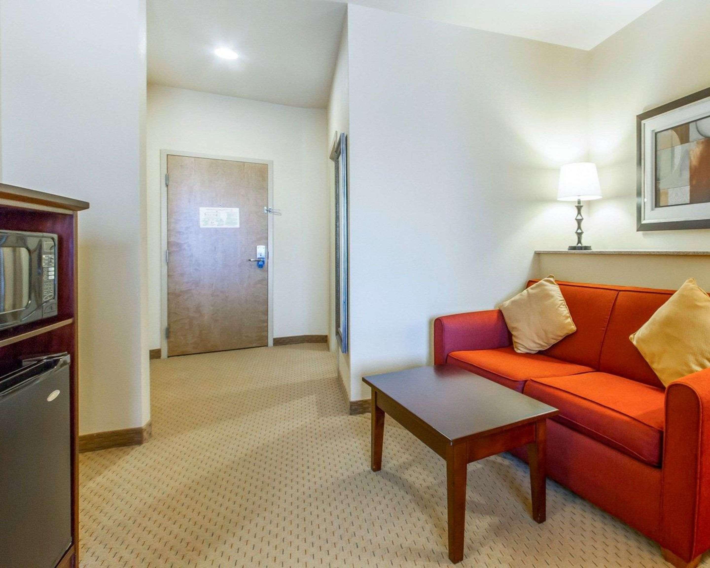 Comfort Suites Florence Shoals Area Екстериор снимка