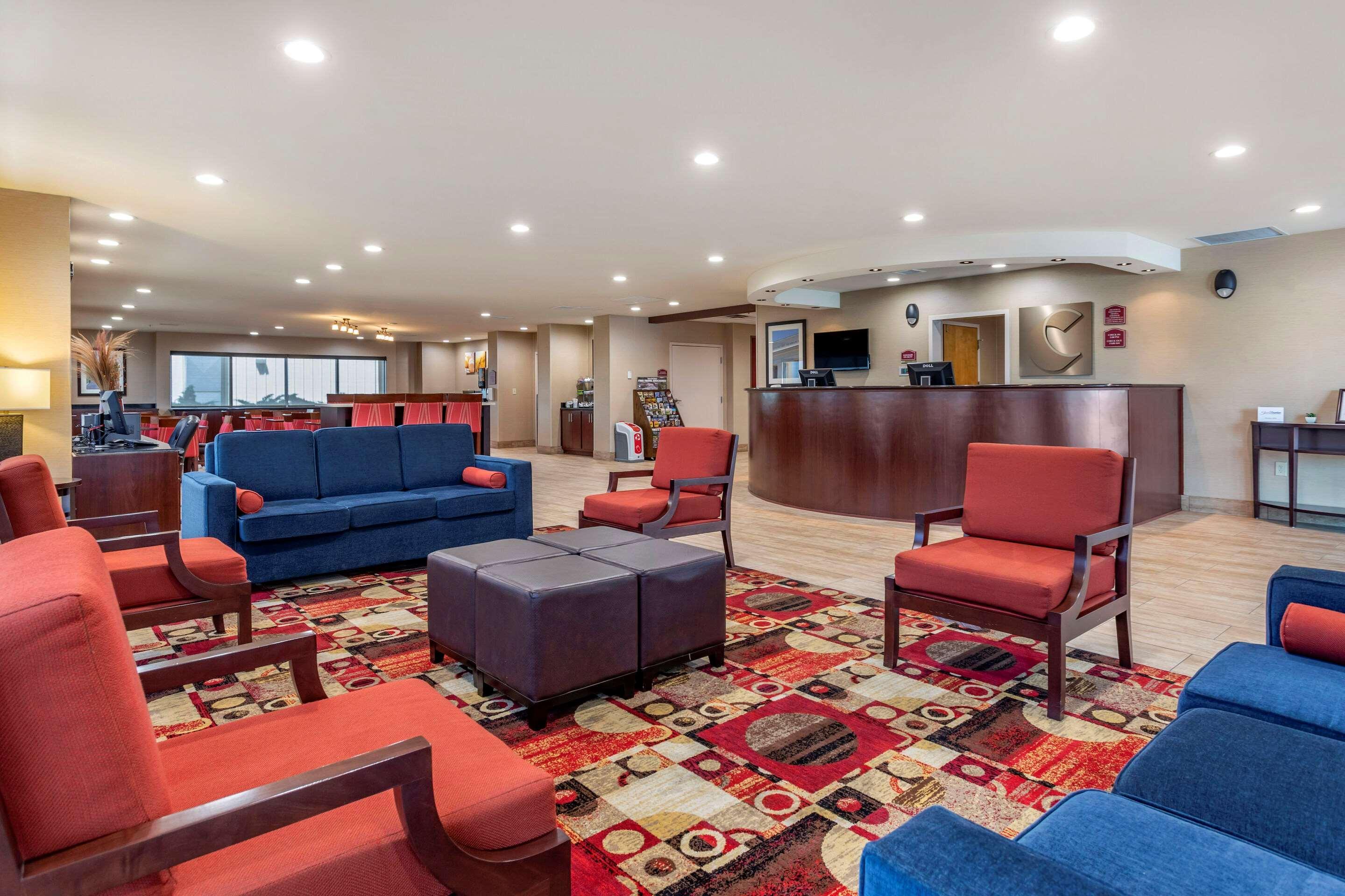 Comfort Suites Florence Shoals Area Екстериор снимка