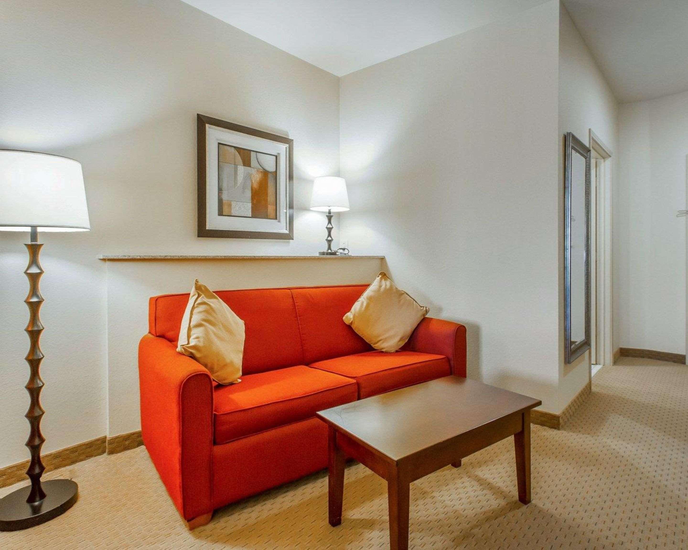 Comfort Suites Florence Shoals Area Екстериор снимка
