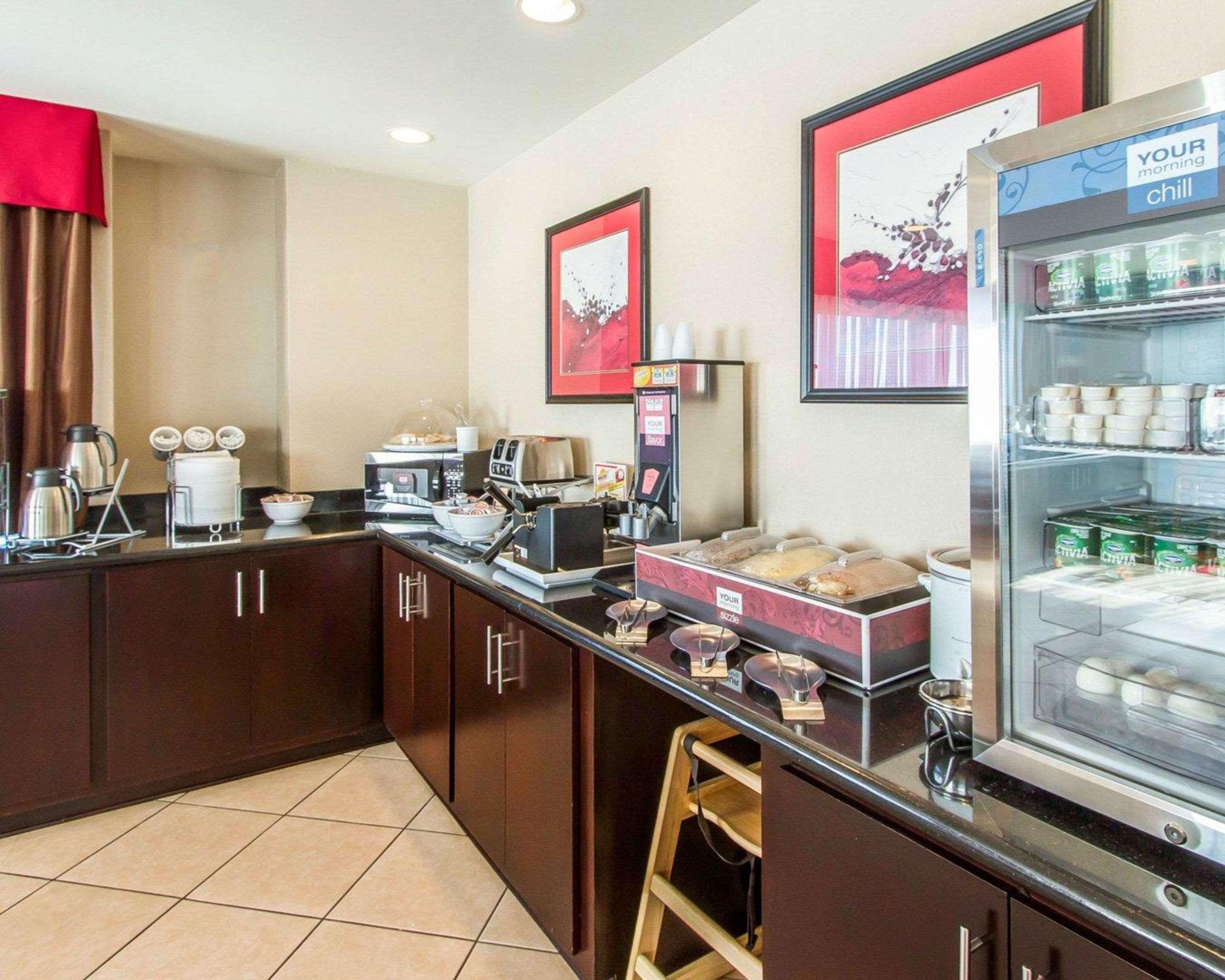 Comfort Suites Florence Shoals Area Екстериор снимка