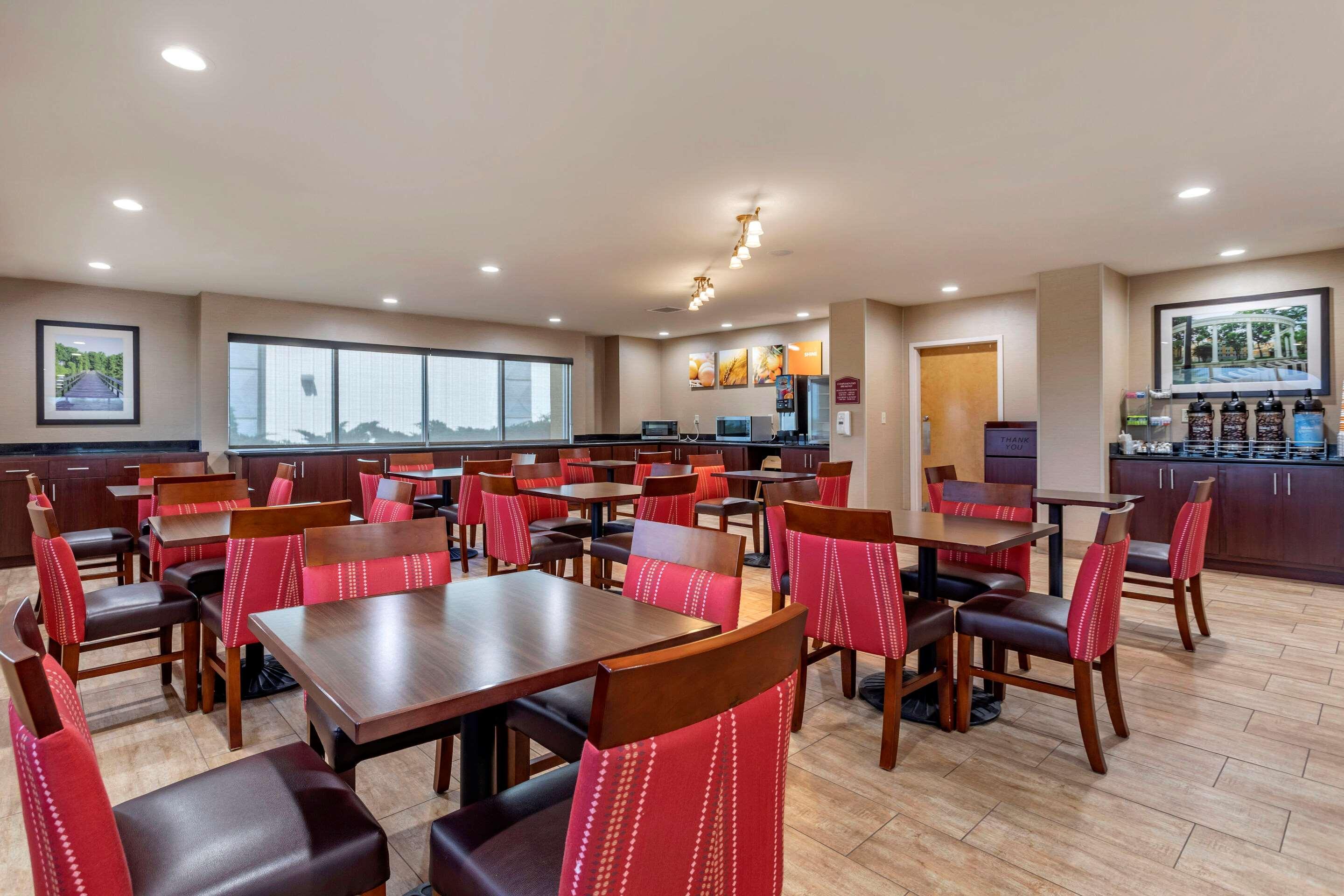 Comfort Suites Florence Shoals Area Екстериор снимка